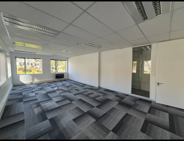 322M² OFFICE TO LET IN SANDTON CENTRAL